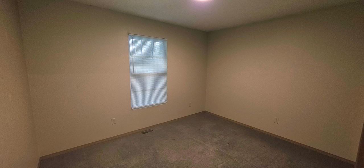 1019 S Missouri Ave - Photo 5 of 9