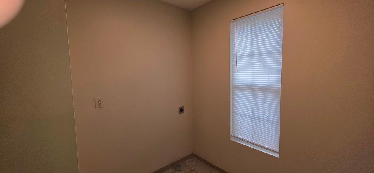 1019 S Missouri Ave - Photo 6 of 9