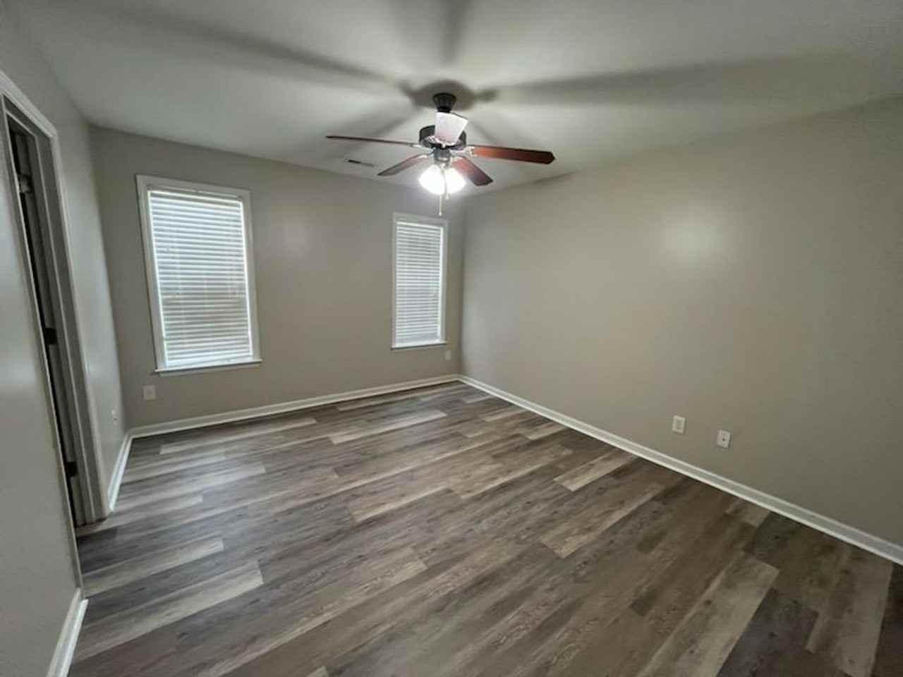 102 Prancer Cir - Photo 5 of 6