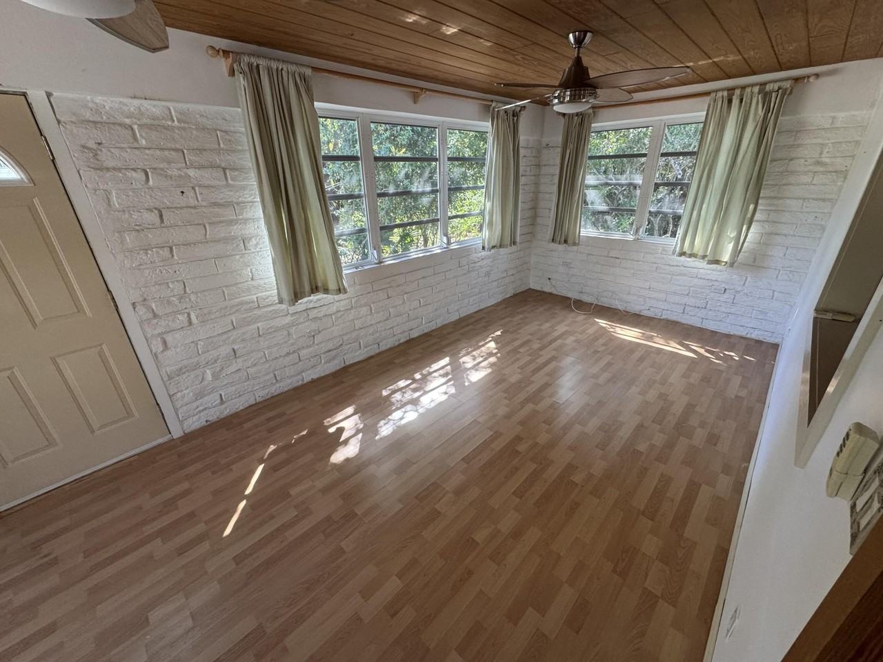 963 69th Street Ocean - Photo 4 of 32