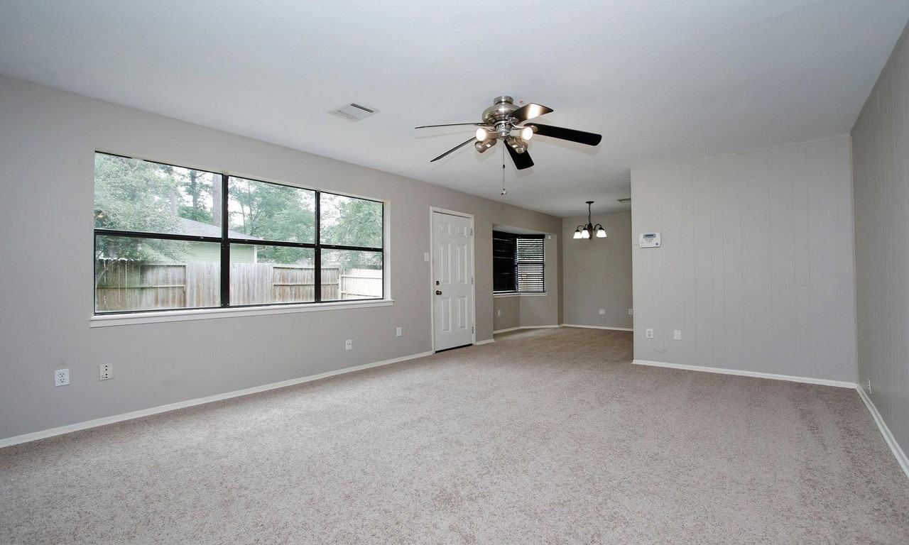 1 Greeningdon St - Photo 3 of 14