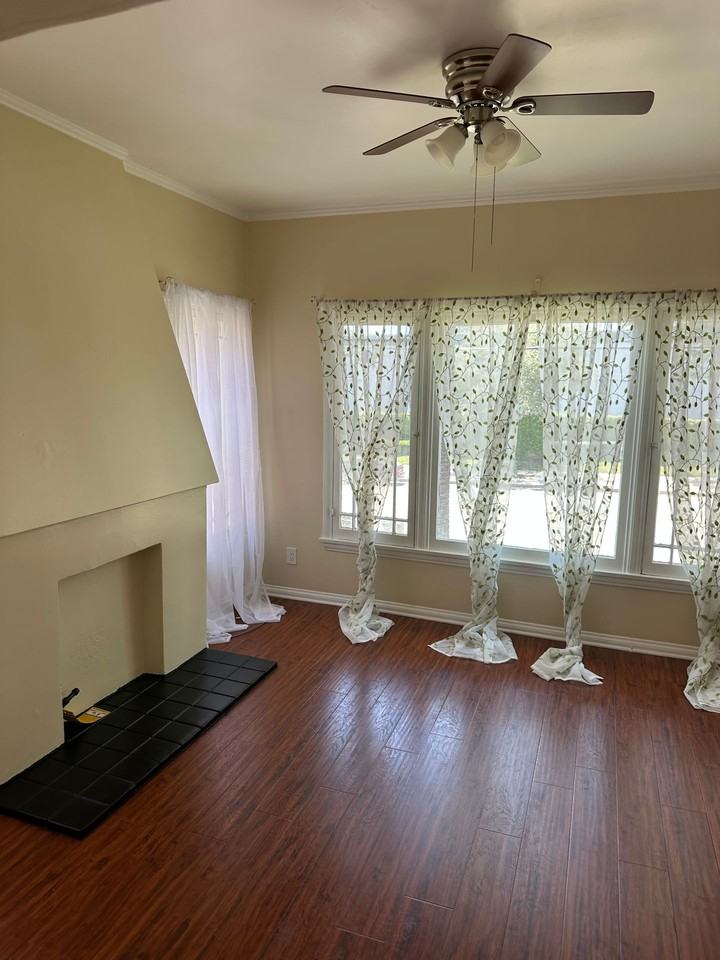 1166 N Raymond Ave - Photo 2 of 8