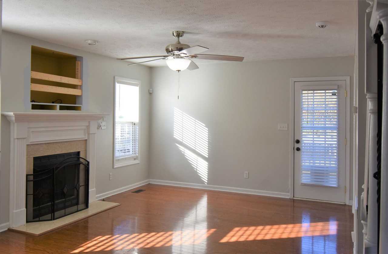 2904 Bolla Dr - Photo 2 of 26