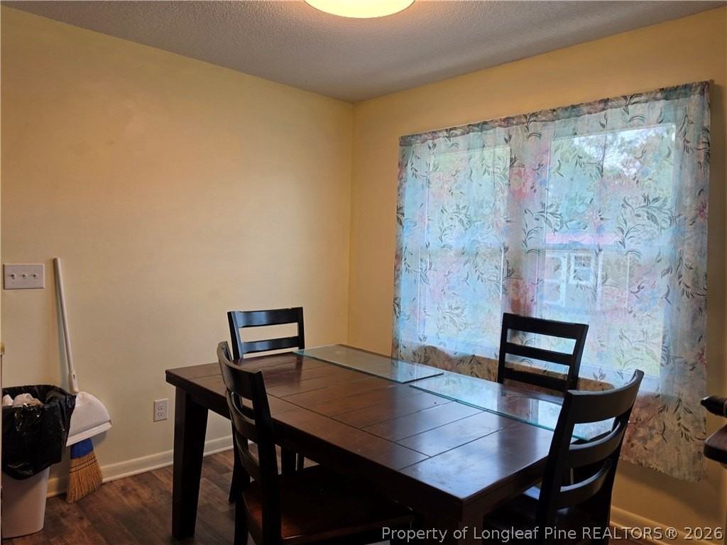 207 Duncan Rd - Photo 4 of 14
