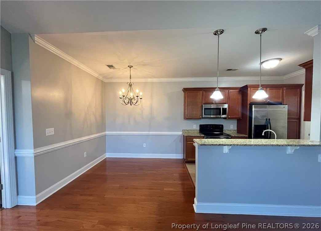 411 Gallery Dr #204 - Photo 4 of 19