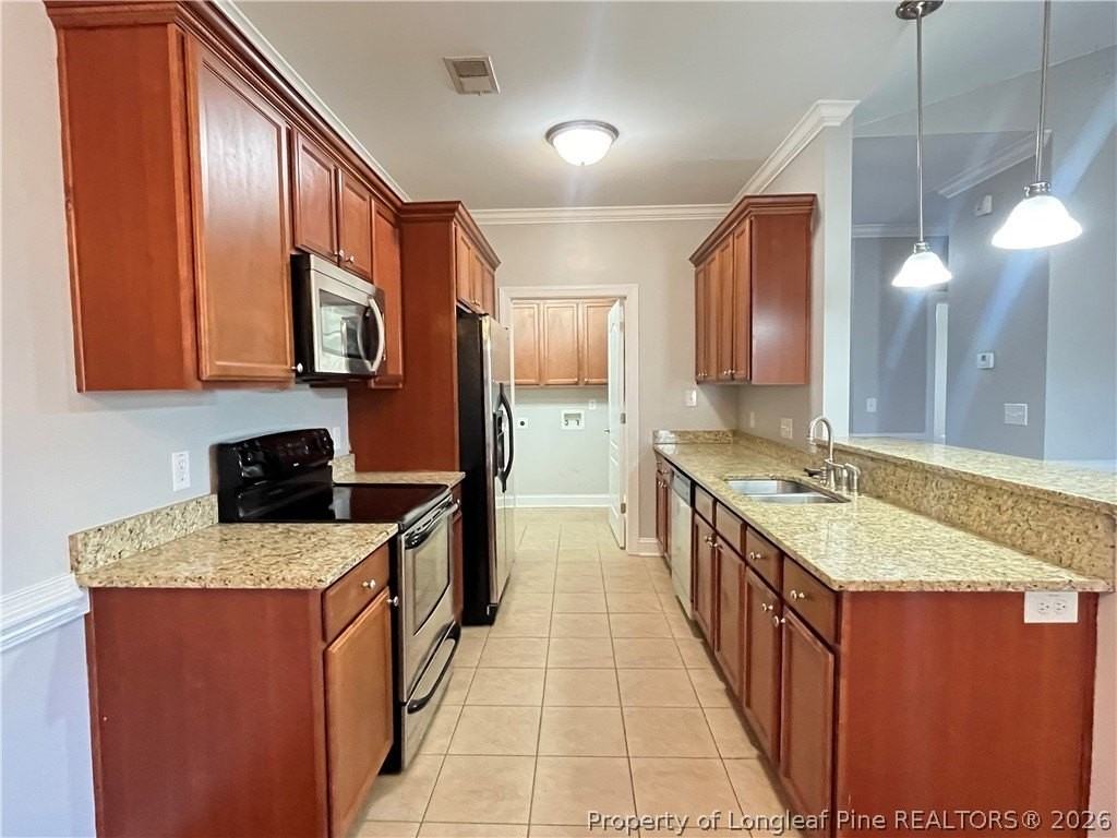 411 Gallery Dr #204 - Photo 5 of 19