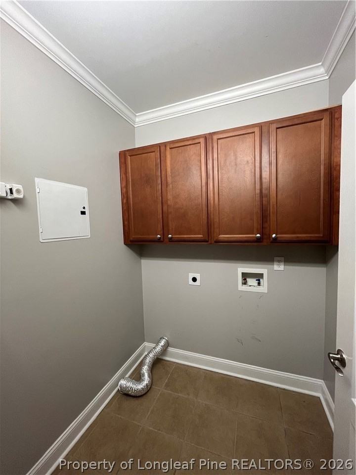 411 Gallery Dr #204 - Photo 6 of 19