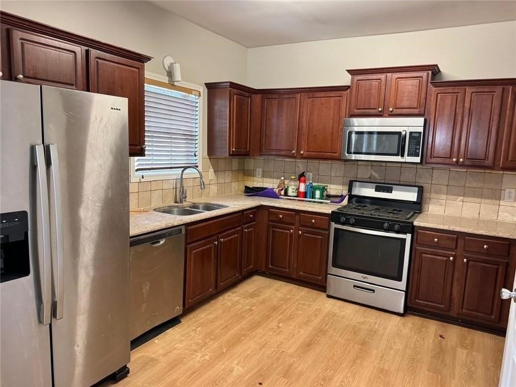 13 Burns View Ct #32G - Photo 3 of 18