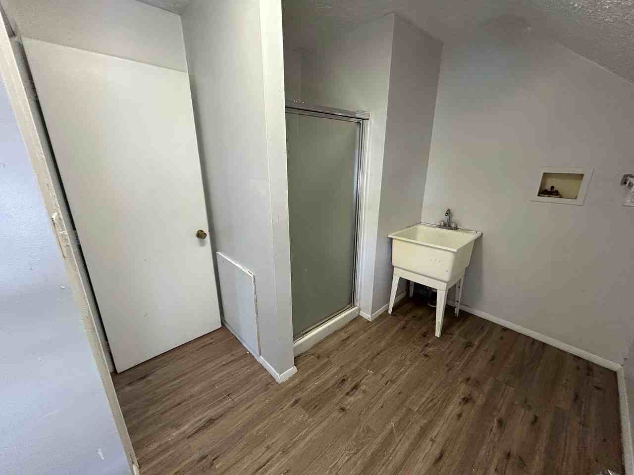 640 W 13th St - Photo 5 of 50