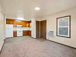 featured image of 141 Printers Ln