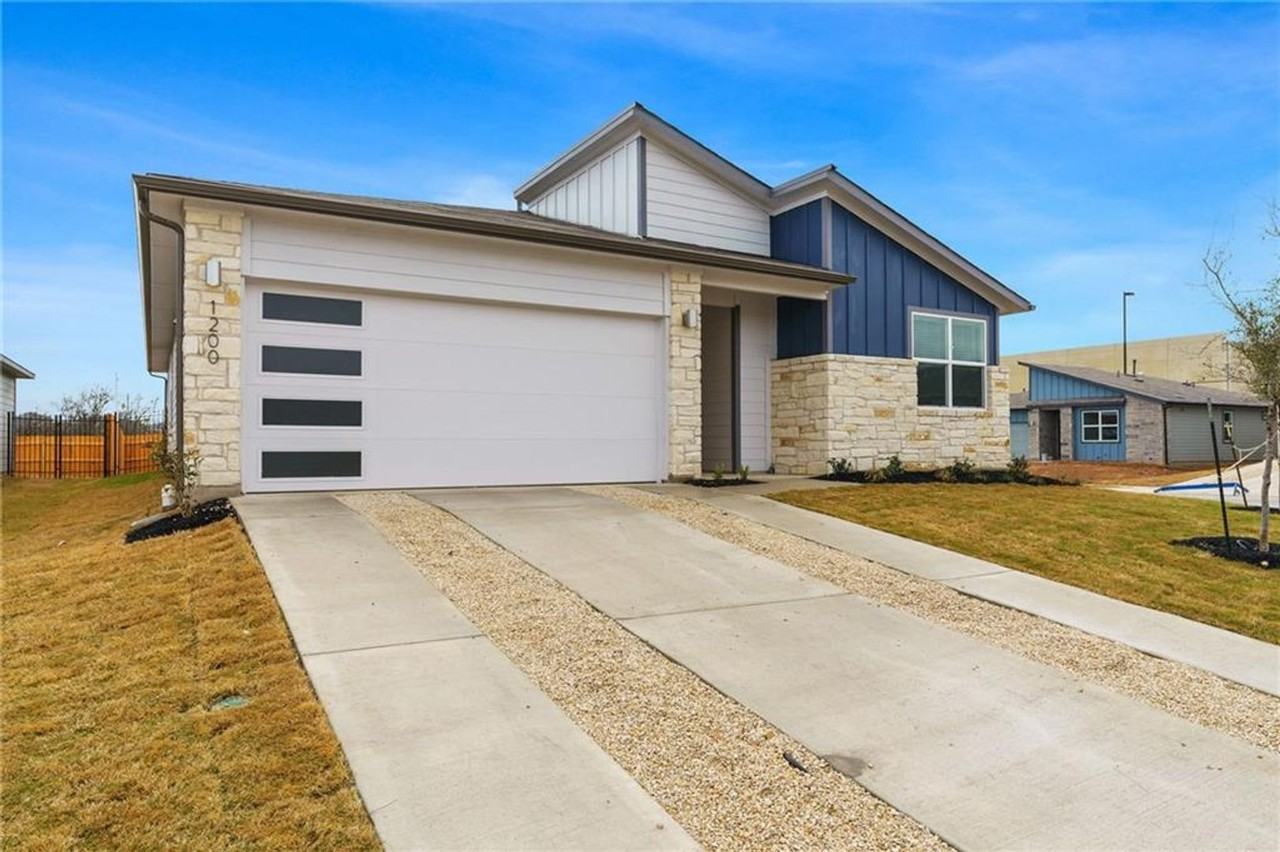 1200 Celeste Cir - Photo 5 of 28