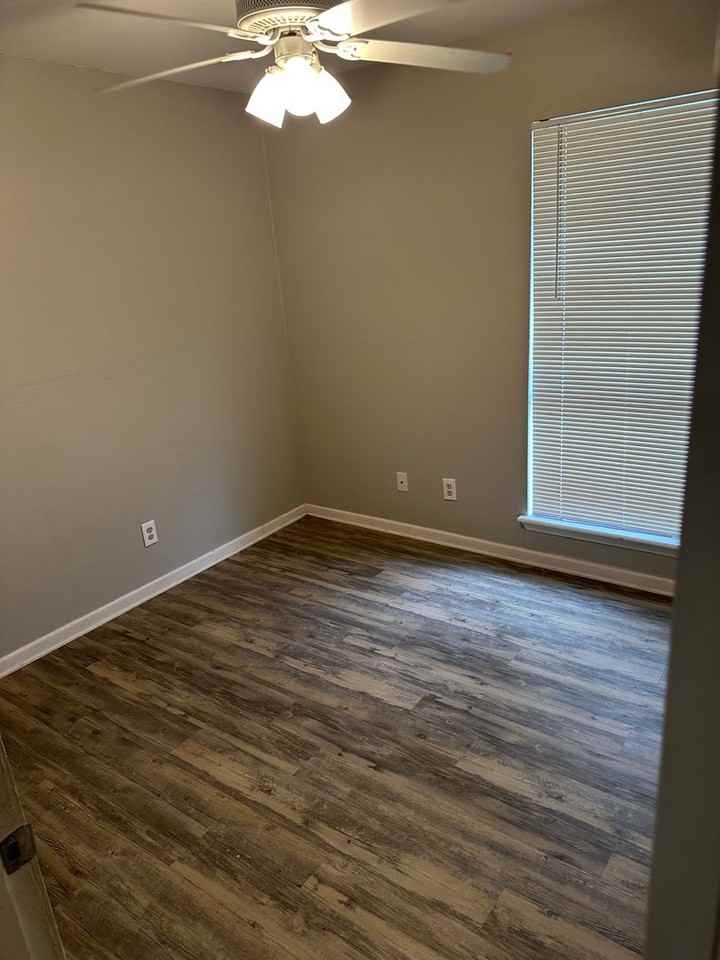 506 Ivanhoe Dr - Photo 7 of 8