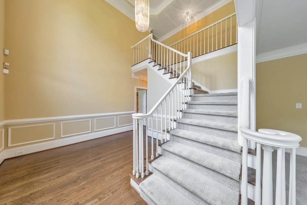 5321 Edgerton Dr - Photo 4 of 50
