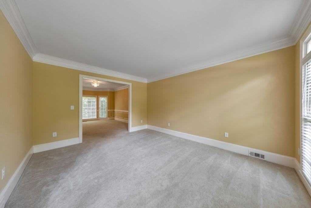 5321 Edgerton Dr - Photo 5 of 50