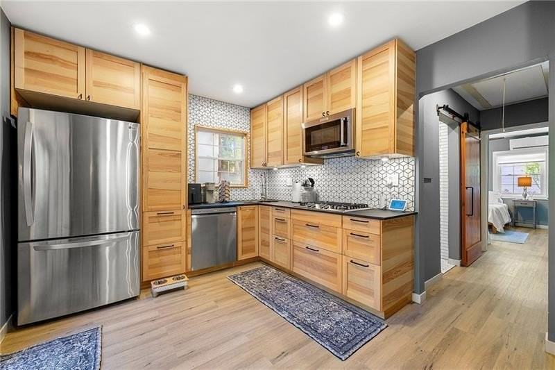2680 Rosemary St Nw - Photo 7 of 23