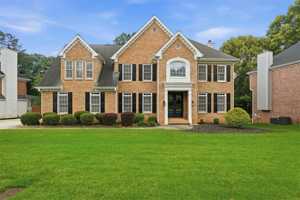 featured image of 2785 Shoemaker Ln
