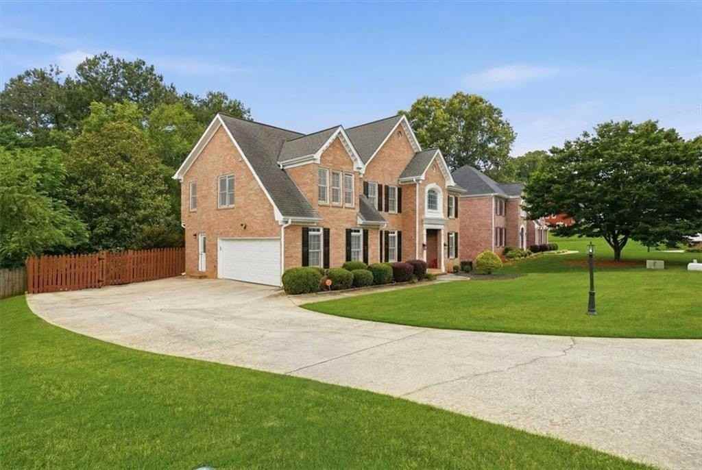 2785 Shoemaker Ln - Photo 4 of 50