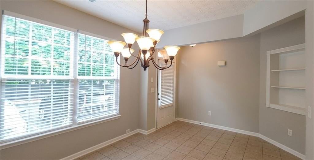 1426 Penhurst Dr - Photo 5 of 19