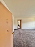 featured image of 210 16th St Ne