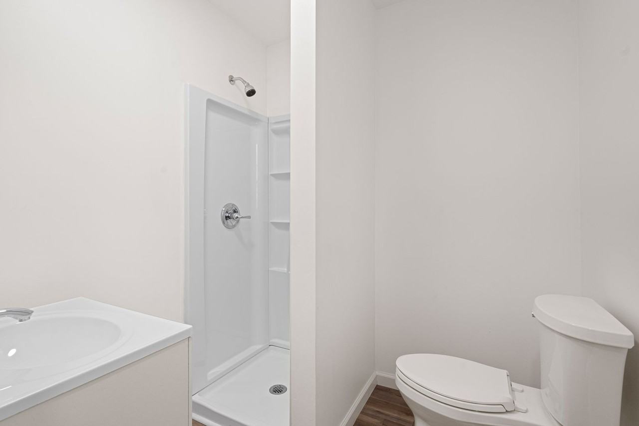 321 Kennedy Ave - Photo 6 of 29