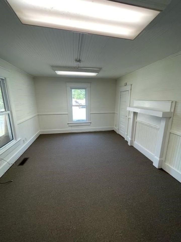 207 E Pritchard St - Photo 5 of 6