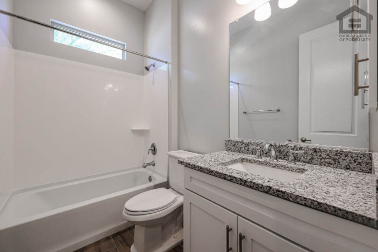 6521 E Michigan Ave - Photo 6 of 50