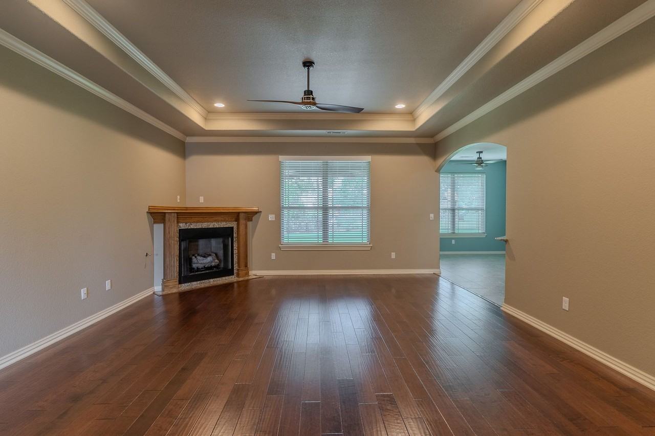 11049 Rausch Ct - Photo 7 of 41