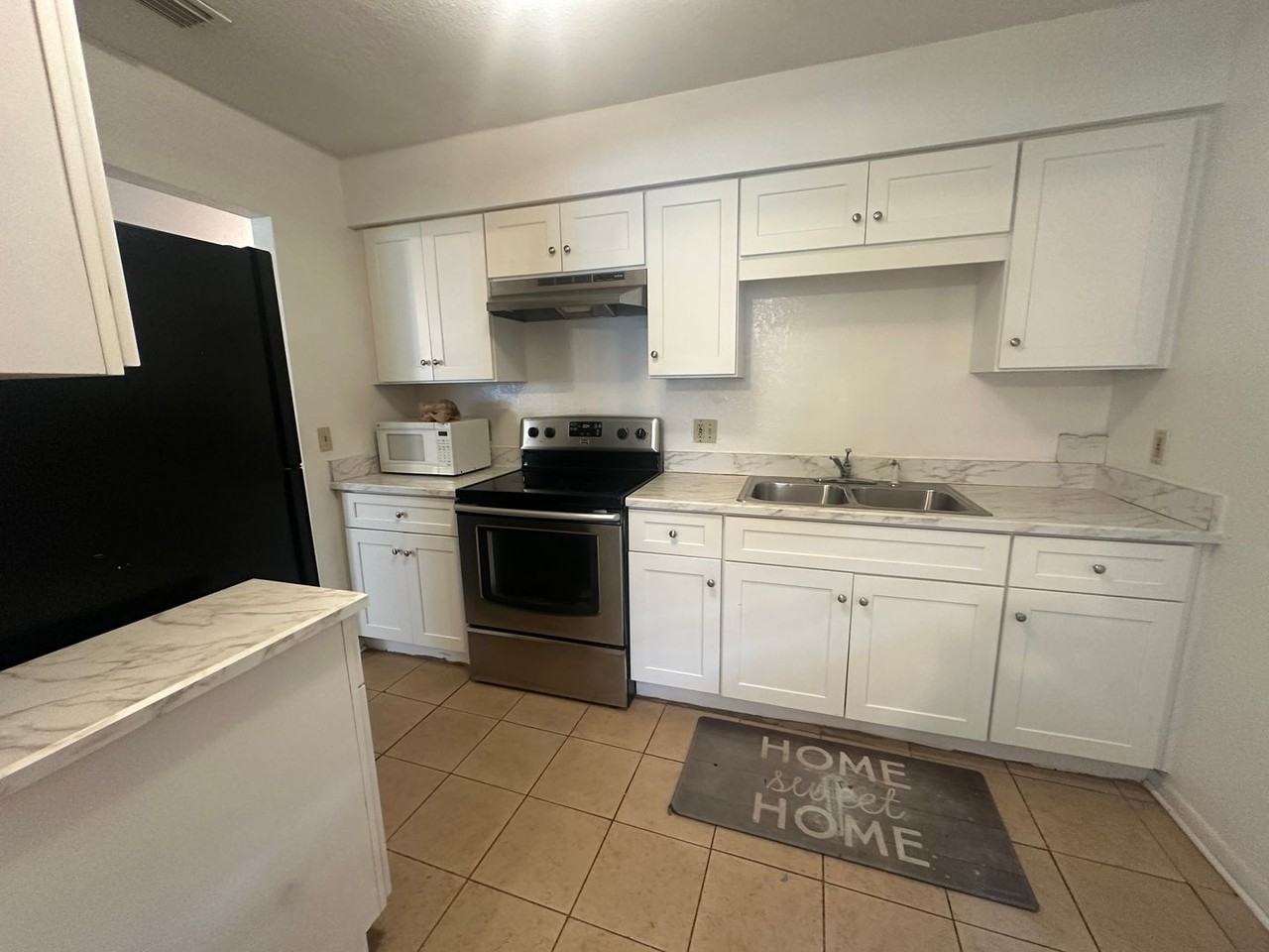 1510 Laurel St - Photo 7 of 13