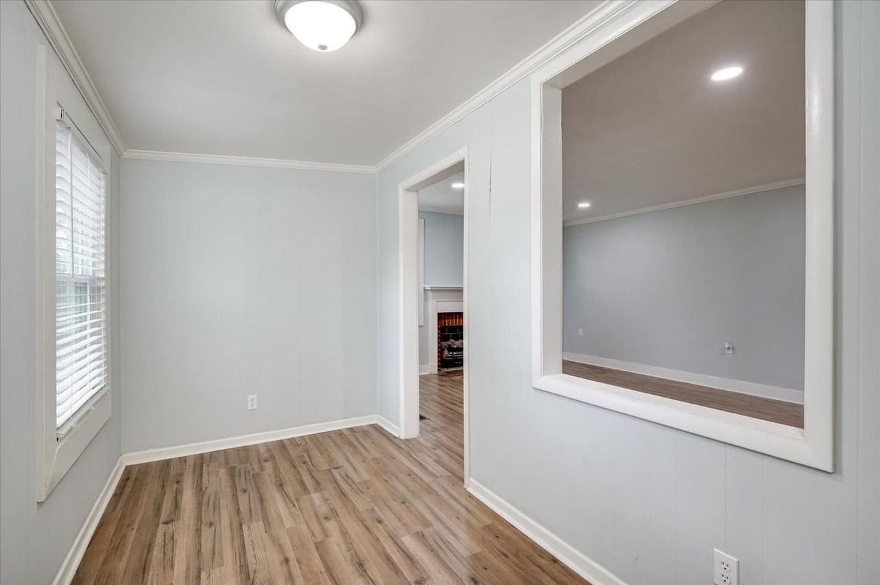 1744 Pennsylvania Ave - Photo 4 of 27