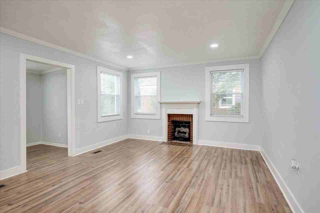 1744 Pennsylvania Ave - Photo 6 of 27