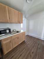 featured image of 1735 8th St