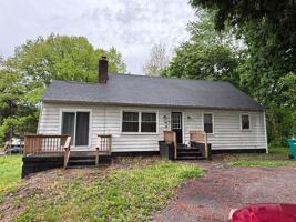 featured image of 355 E Brown St