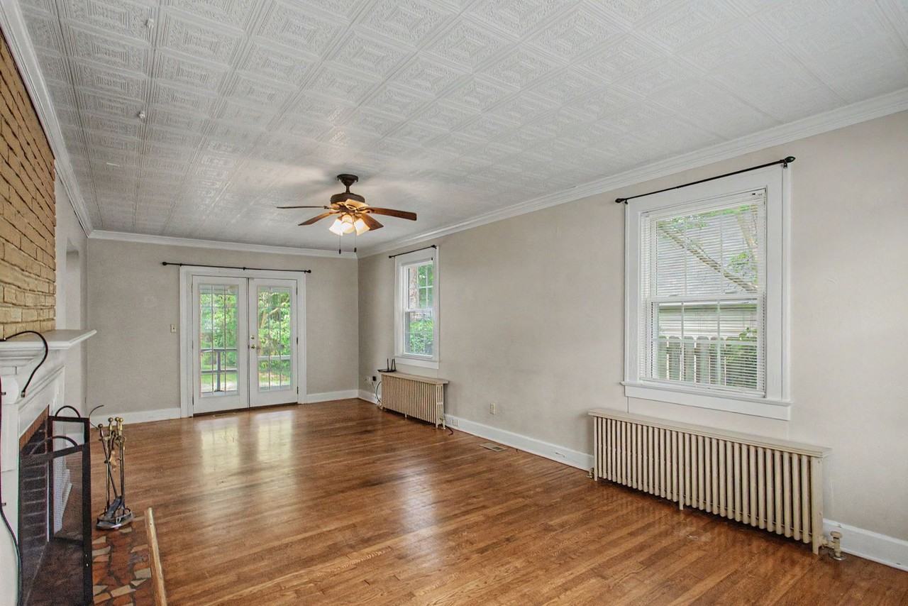 100 Chesterfield Rd - Photo 5 of 23