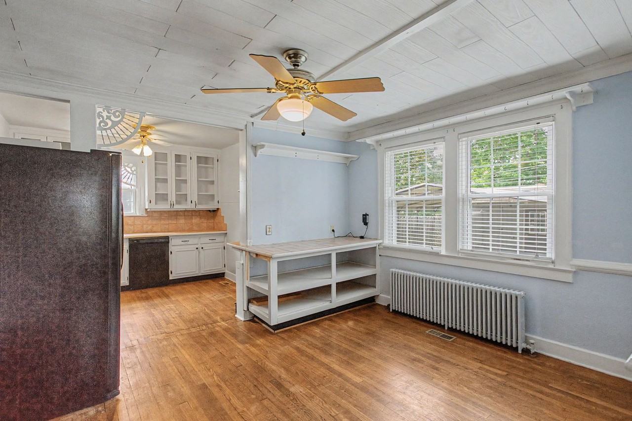 100 Chesterfield Rd - Photo 6 of 23