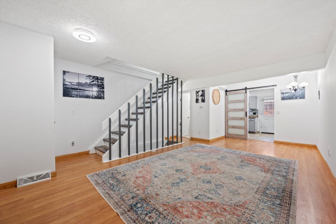 1517 S Owens St #5 - Photo 5 of 23
