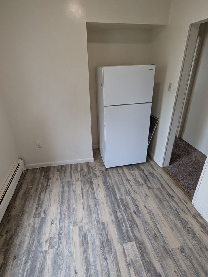 731 Grace St - Photo 6 of 12