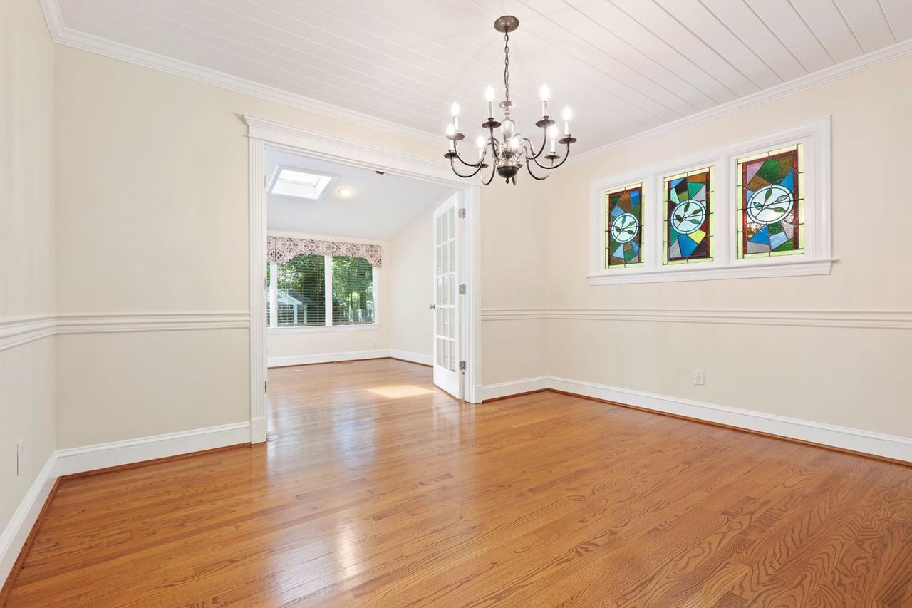 5419 Valinda Dr - Photo 4 of 34