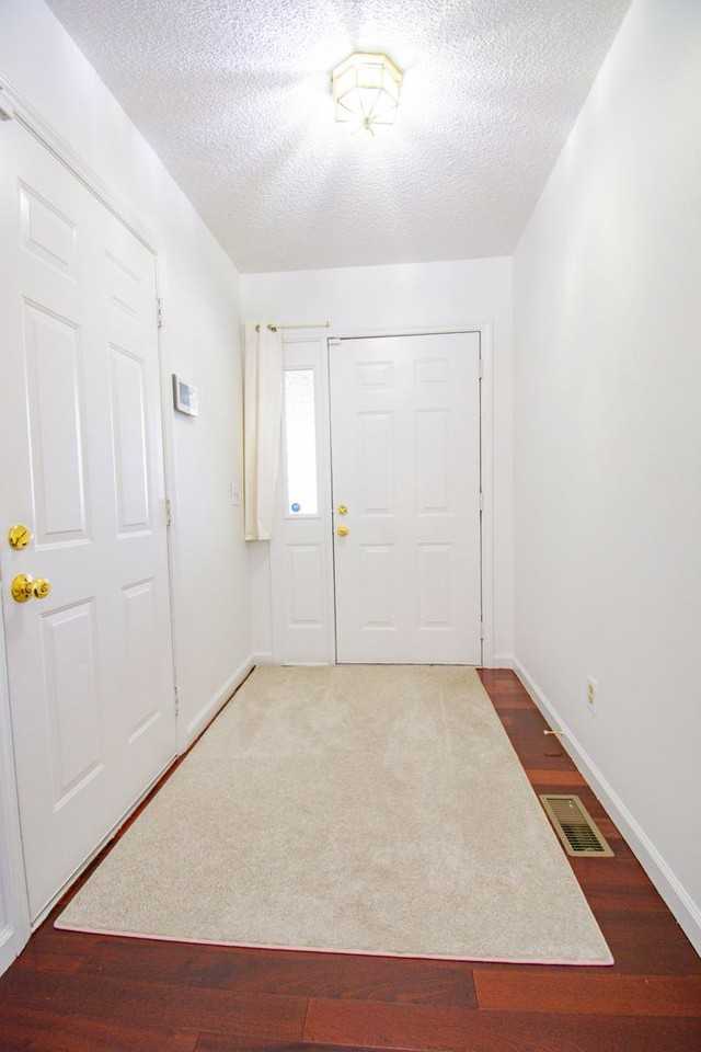 20 N Hillside Dr - Photo 2 of 24