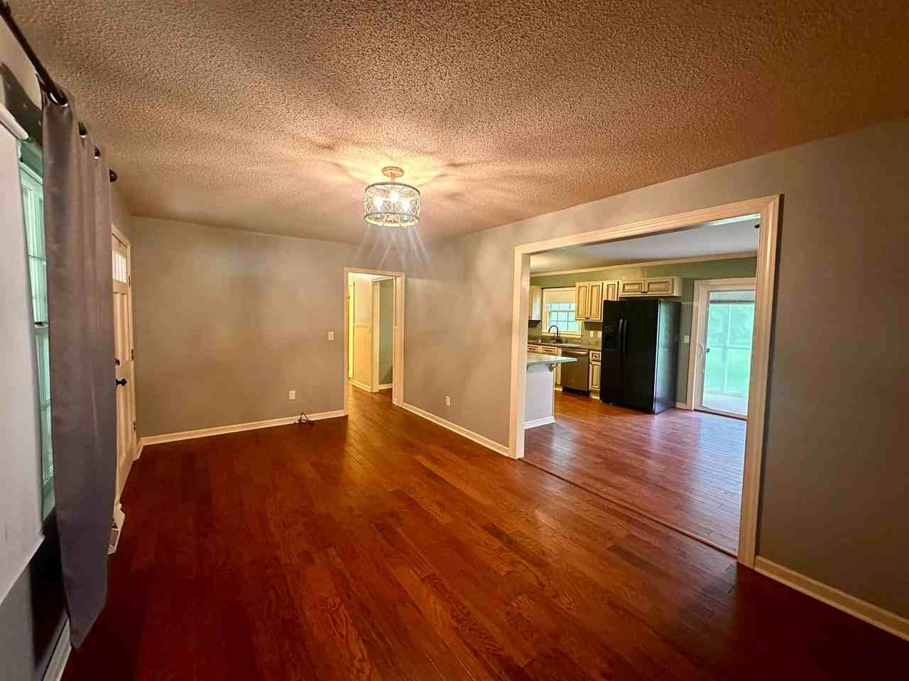 418 Bishop Branch Rd - Photo 7 of 21