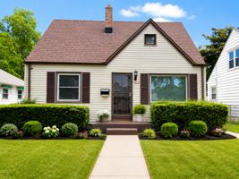 featured image of 3930 N 70th St #1