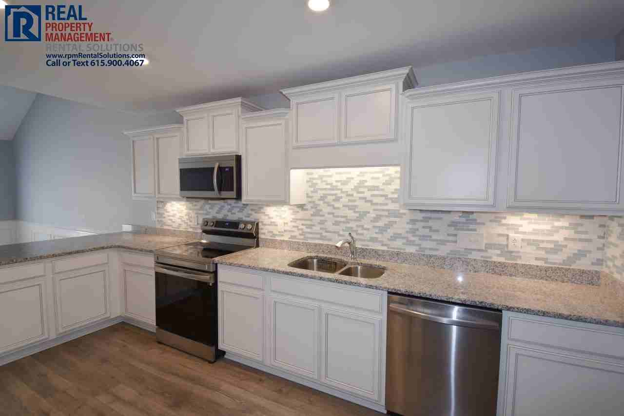3513 Symphony Ln - Photo 5 of 15