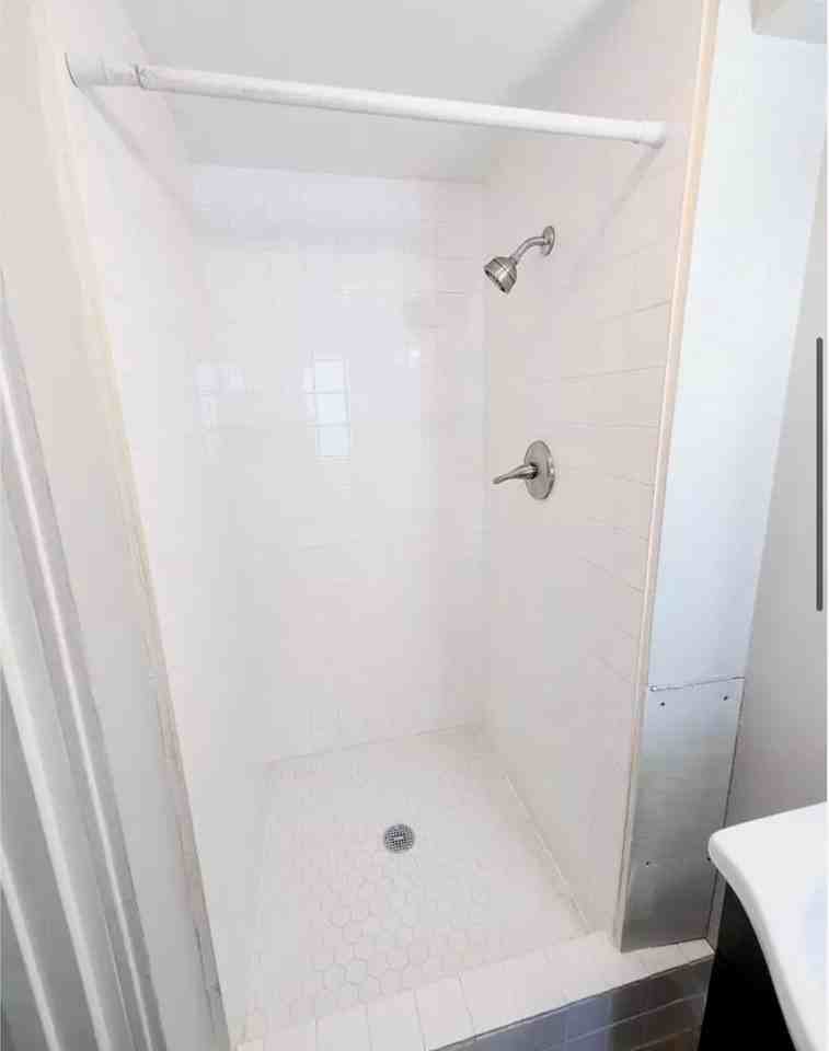 219 North Ave - Photo 6 of 7