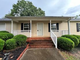 236 Bridgeview Dr - Photo 1 of 1