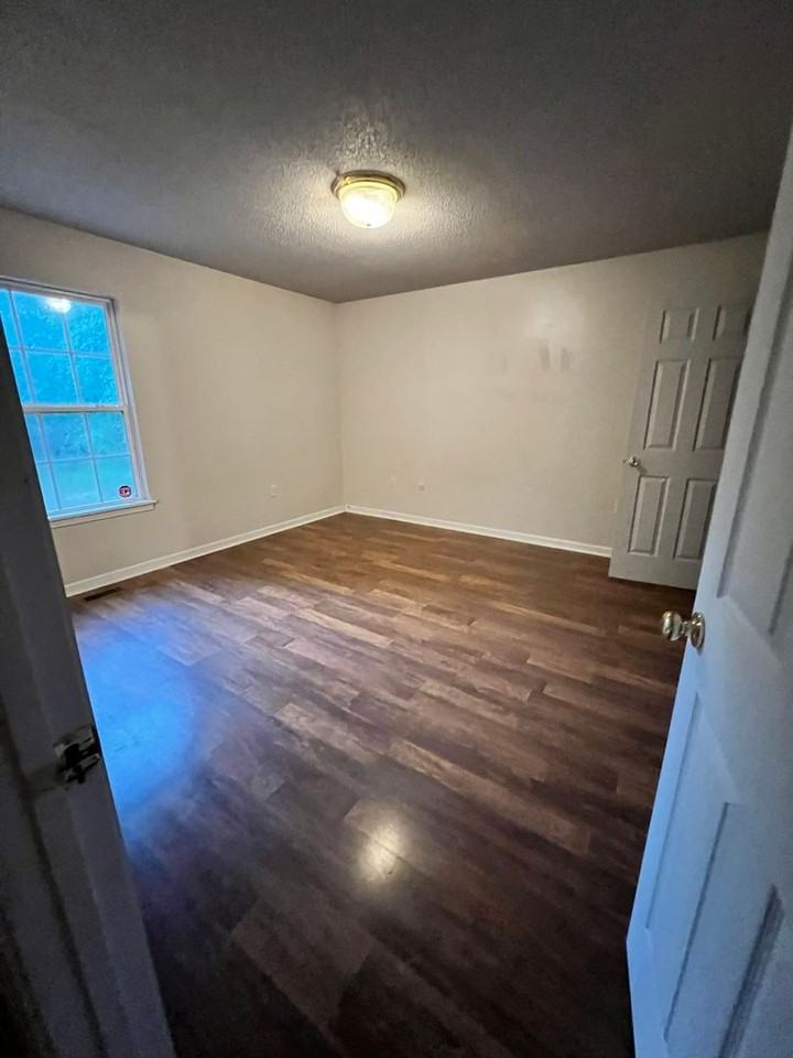 236 Bridgeview Dr - Photo 6 of 14