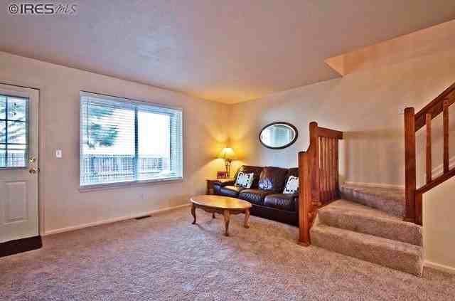 216 Pheasant Run - Photo 2 of 20