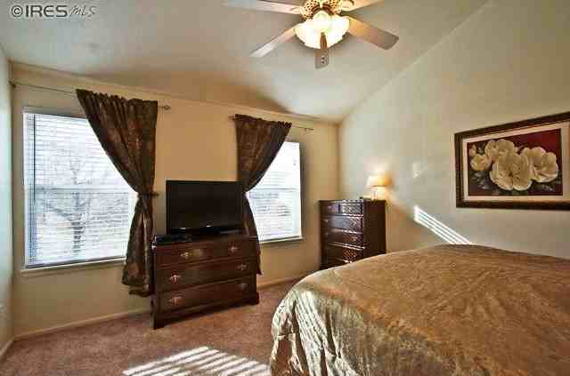 216 Pheasant Run - Photo 4 of 20