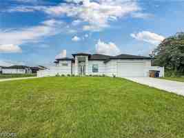 featured image of 4704 Karen Ave S