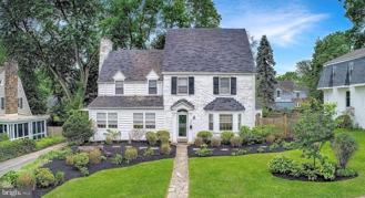 195 Midfield Rd - Photo 1 of 1