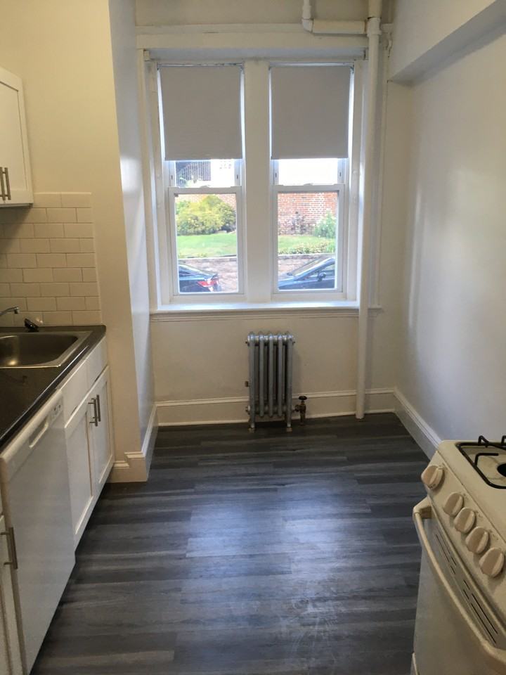 1804 Commonwealth Avenue - Photo 6 of 7