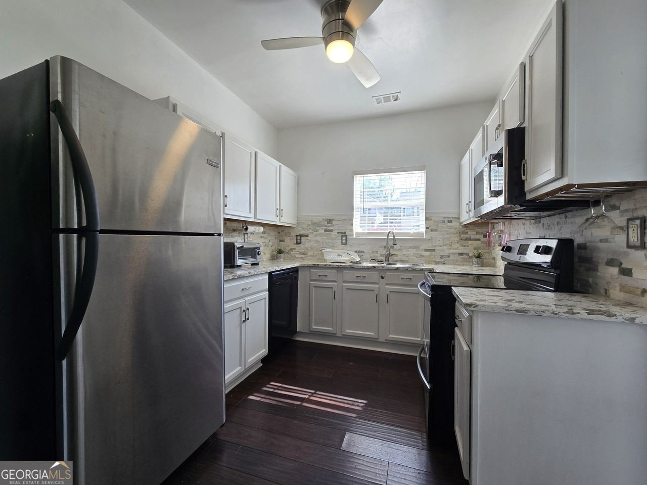 4761 Highpoint Way #139 - Photo 7 of 27